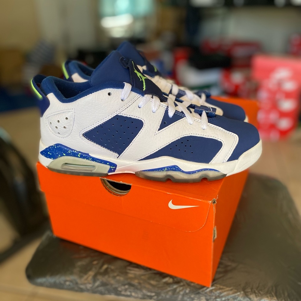 Jordan 6 “Ghost Green” 768881-106